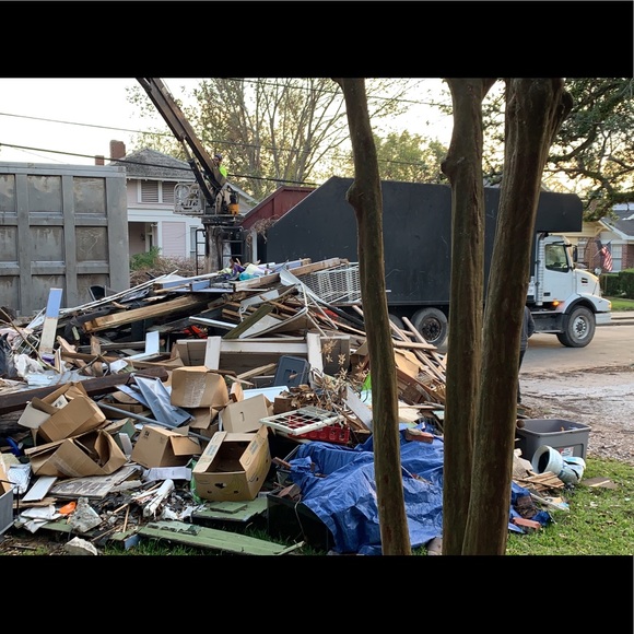 Meet the Posher - Tami - Picture 7 of 8